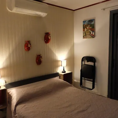 Chambres D Hotes Et Tables D Hotes Buen Viajero Гостевой дом *